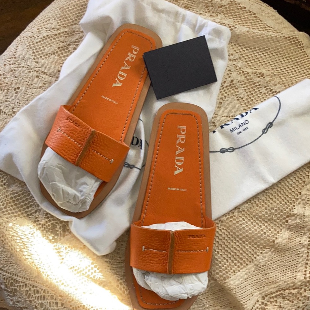 Prada slides